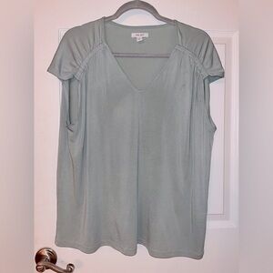 Nine West Mint Green Shortsleeve V Neck